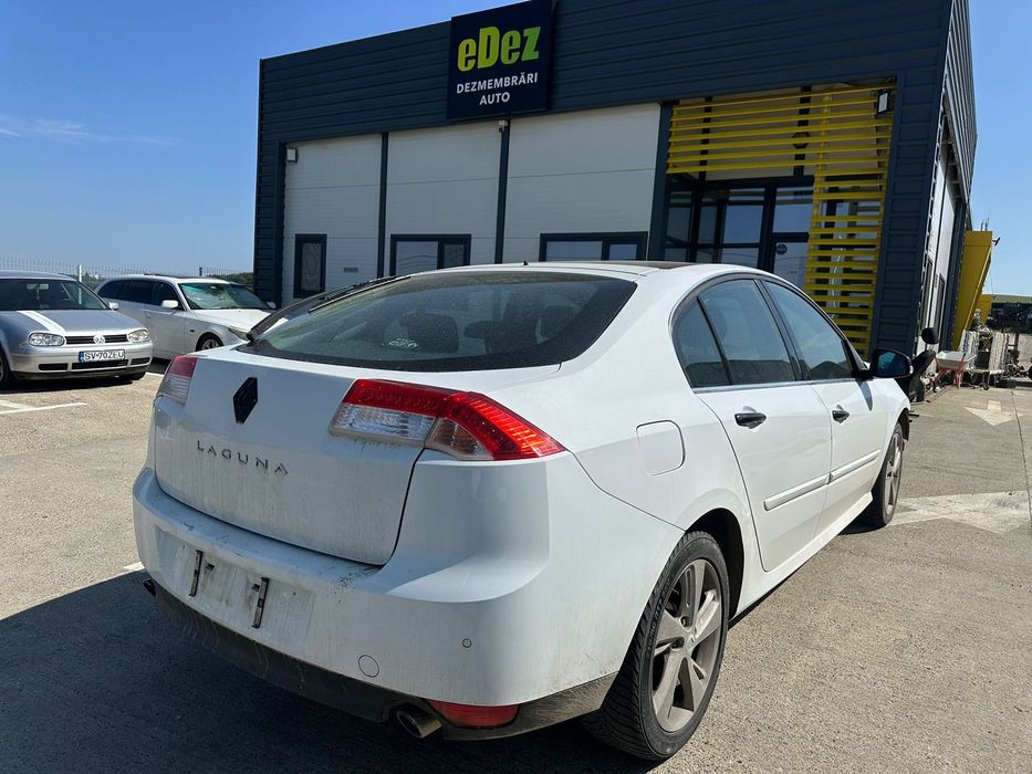 Dezmembrez / Dezmembrari / Piese / Accesorii Renault Laguna 3 alba 2.0 tdi m9r 2009 volan stanga