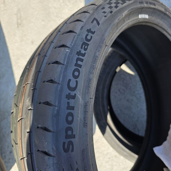 Anvelope turism noi vara Continental 225 40 19