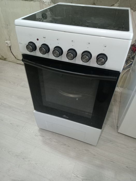 Продам электроплиту в рабочем состоянии.