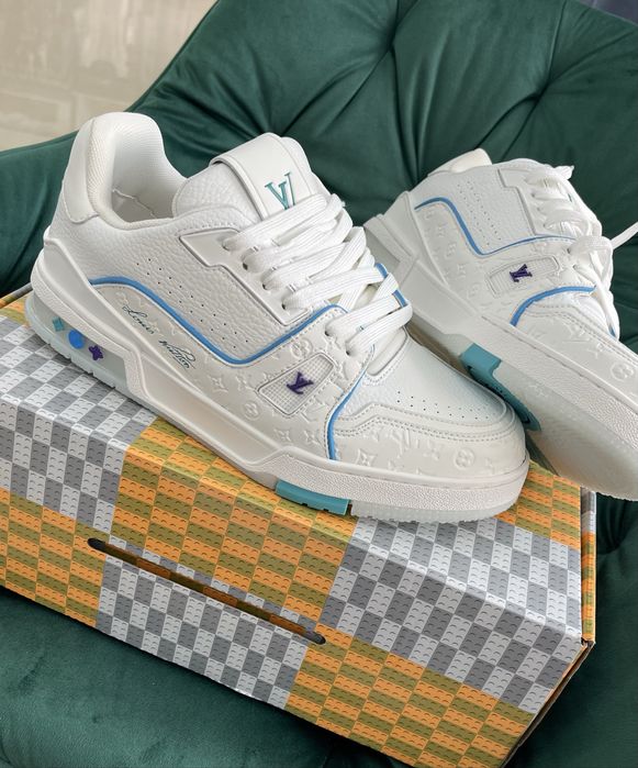 Louis Vuitton Sneakers