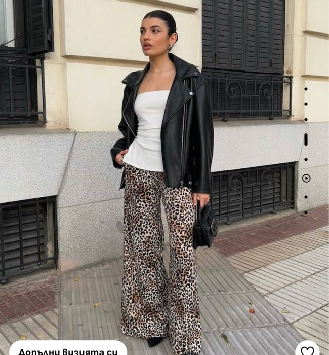Сатенен леопардов панталон Bershka