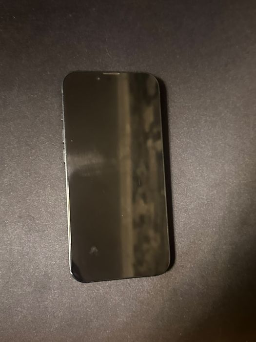 Продам Iphone 14