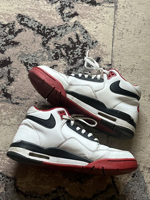 Vand nike air flight barbati