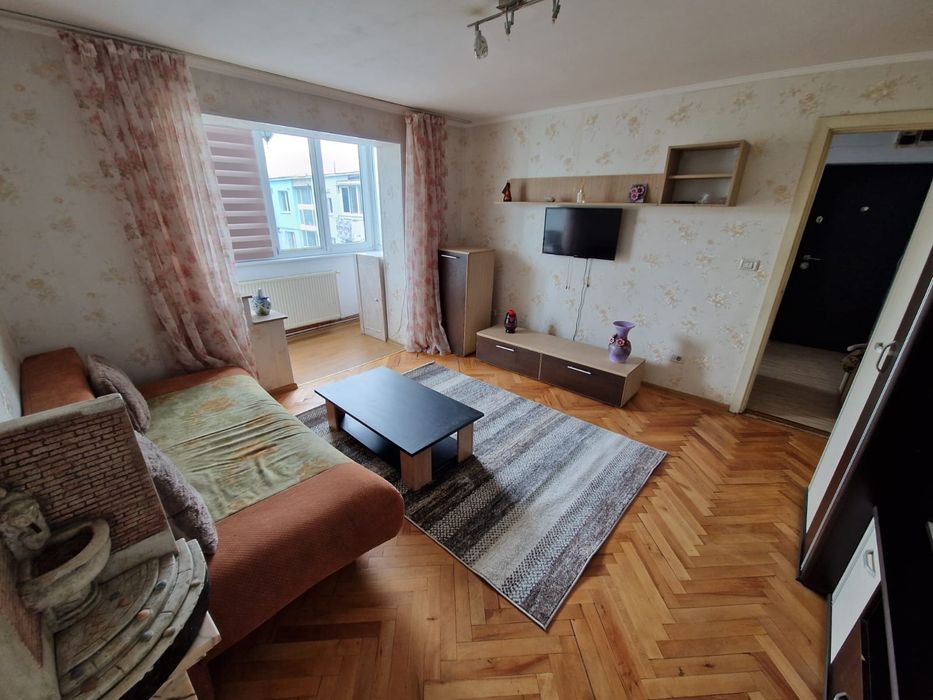 Inchiriez apartament 2 camere