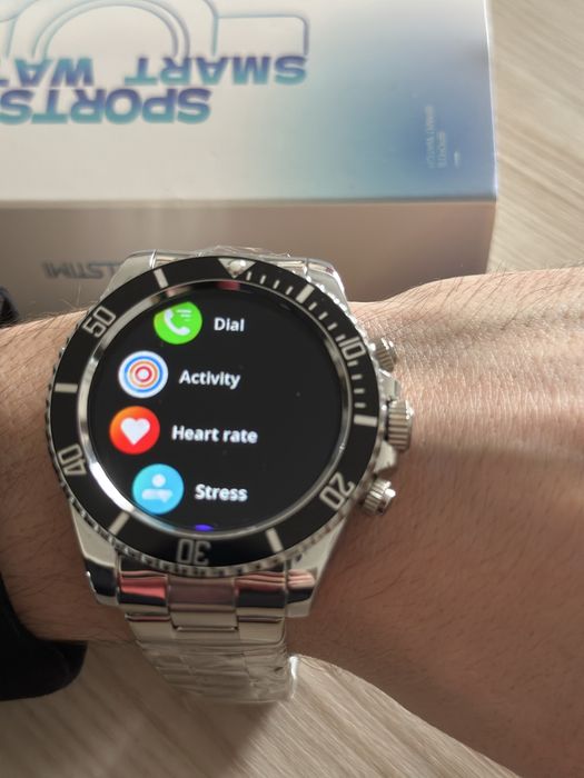Smartwatch cu bezel rotativ - curea metalica - NOU