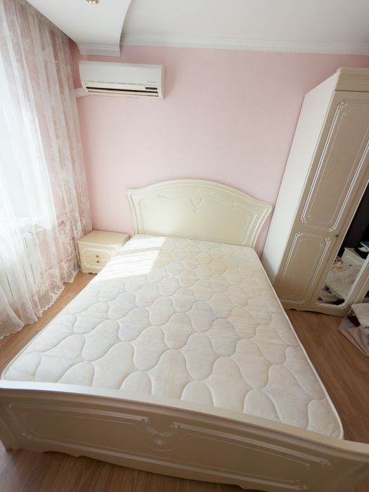 Спальный гарнитур в отличном состоянии, срочно