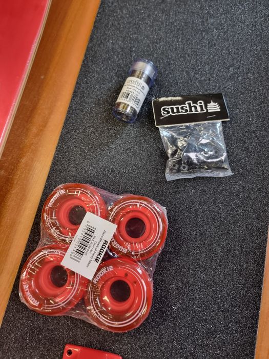 Скейтборд Sushi 7.785 от skate.bg