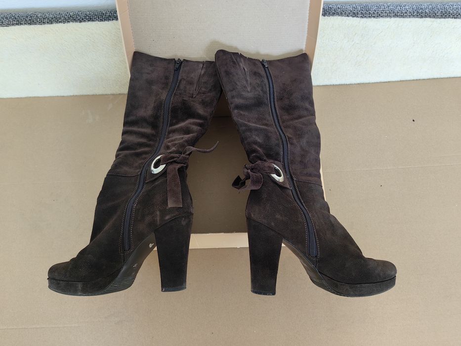 Cizme piele intoarsa, cu toc Nr. 37