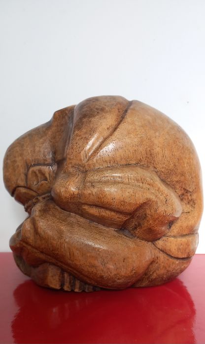 Sculptura orientala din lemn