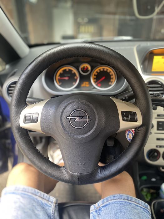 Montaj+husa volan din piele cusută manual (AUTOTURISM, DUBE, TIR)