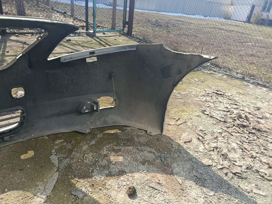 Бампер оригинал на Камри 40