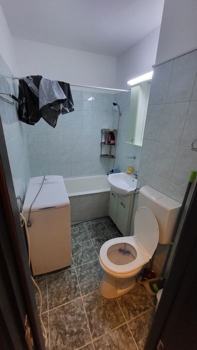 Garsoniera metrou Titan de închiriat