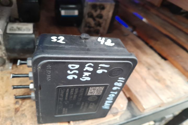 Pompa ABS 3Q0907379AB / 3Q0614517AB 3Q0907379AB / 3Q0614517AB Volkswa