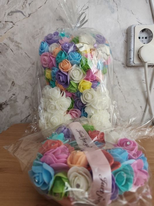 Мече от рози  Перфектен подарък + сърца