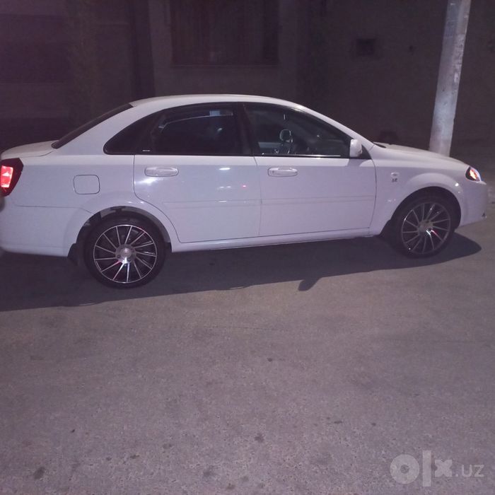 jentra diska 215 45 R17