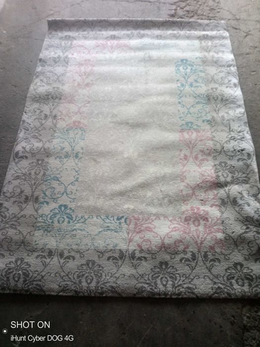 Vind 3 covoare folosite DOROLT