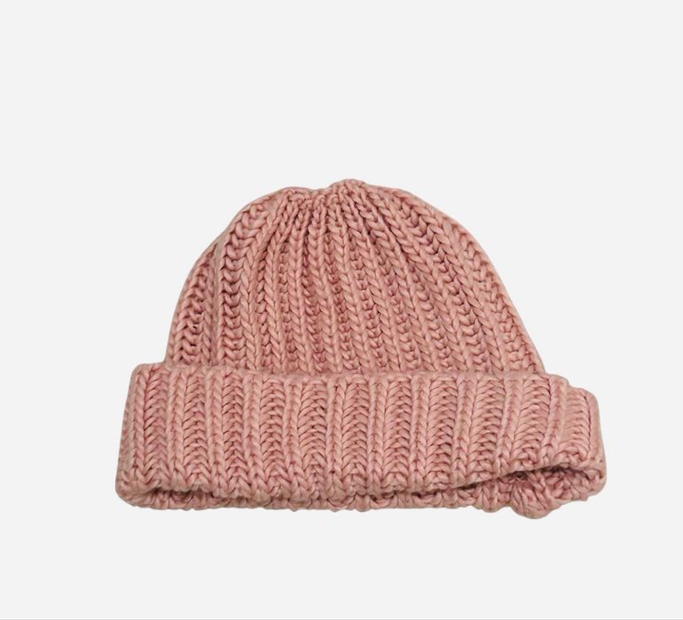 Женская шапка Stradivarius