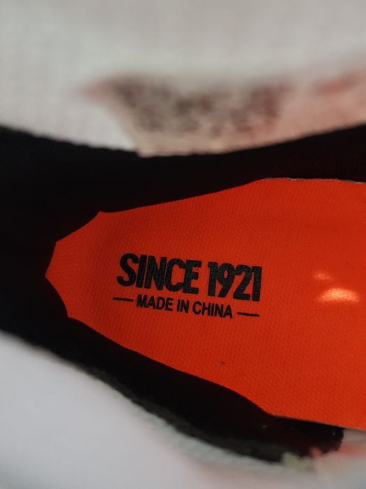 Ghete fotbal teren sintetic masura 42 Produs Nou