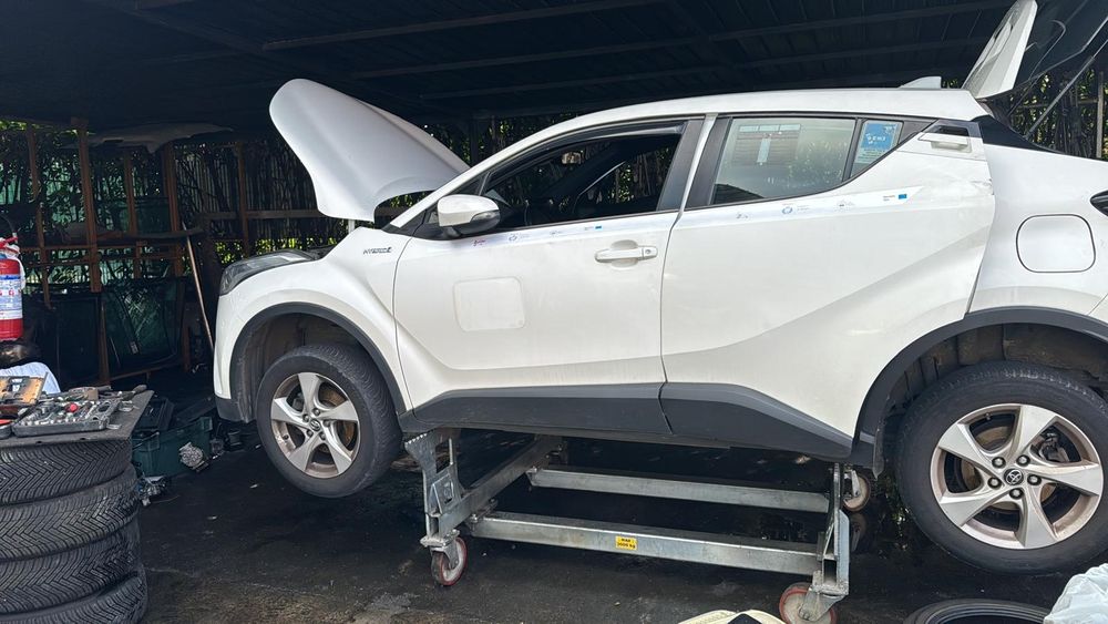 Piese Toyota CH-R 1.8B Hybrid. 2017-2019. Volan stinga