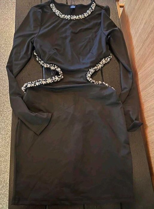 Рокля рр М, нова