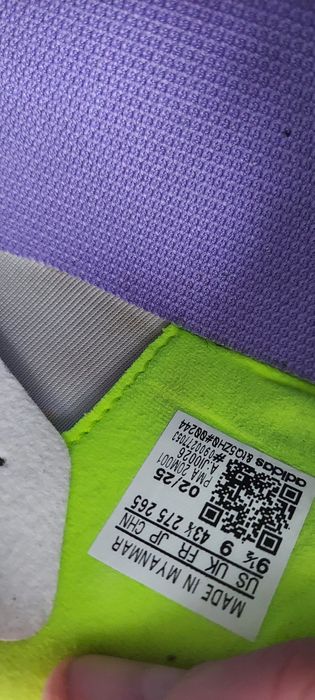 Adidas cu crampoane marimea 43