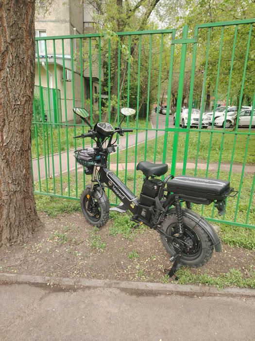 Багажник с сиденьем для электровелосипеда