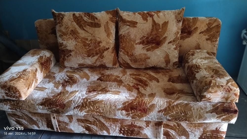 Продам диван книжка