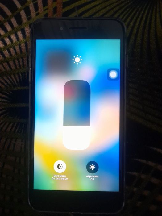 Iphone 8plus.  100%