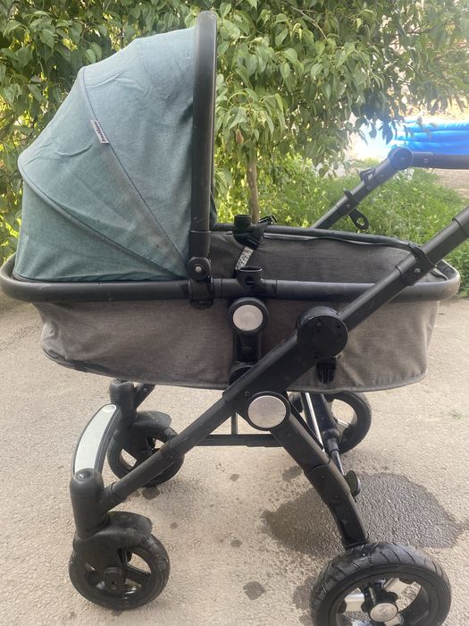 Продам коляску детскую