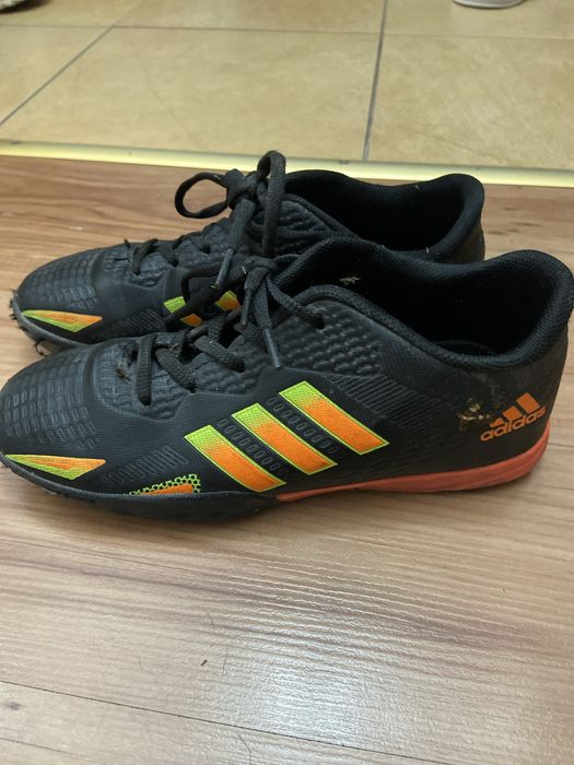 Кроссовки для мальчиков ,(сороконожки)