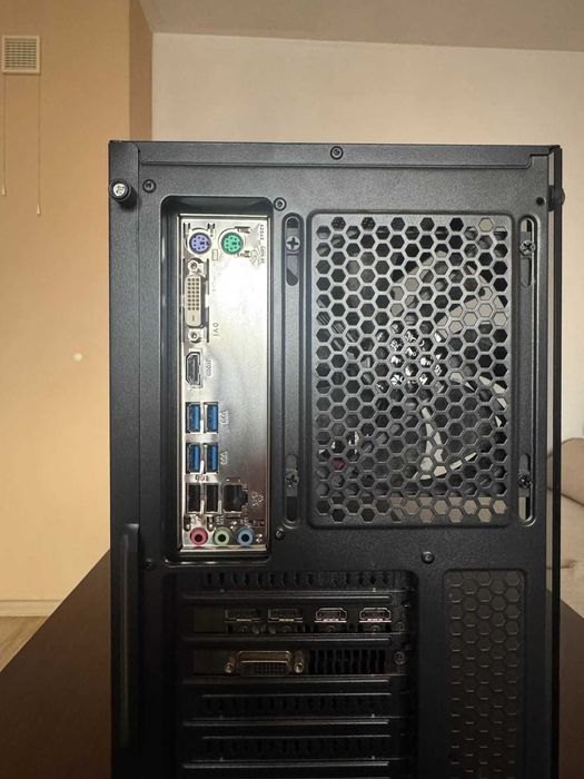 Gaming компютър за игра