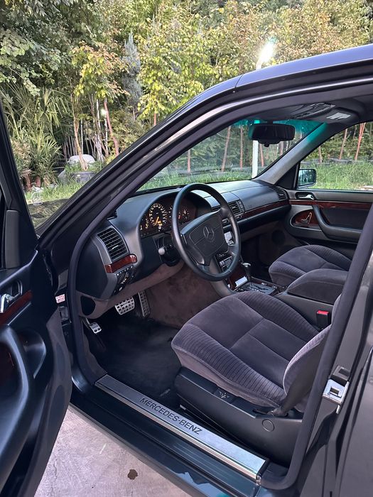 Mercedes Benz W140 S320