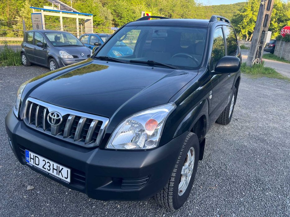 Toyota Land Cruiser J 120 autoutilitara N1