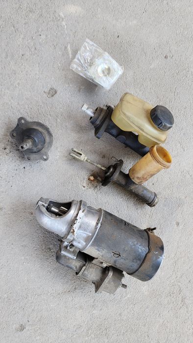 Запчасти на Москвич