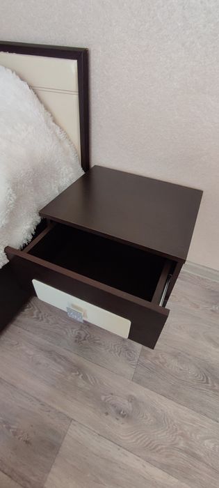 Продам кровать и 2тумбы