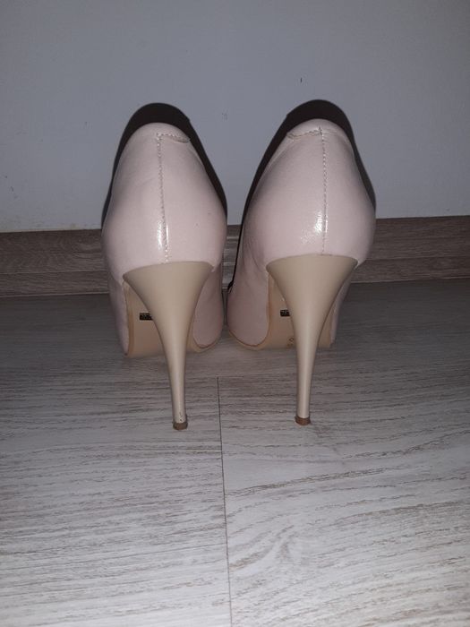 Pantofi eleganti din piele