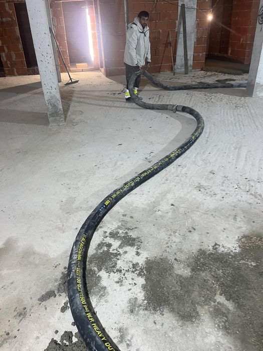 Услуга със стационарна бетон  помпа