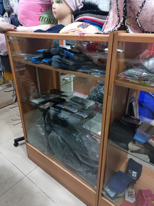 Продаю витрину б/у