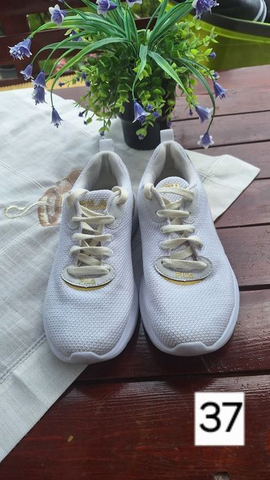 Adidași Fila in stare foarte bună