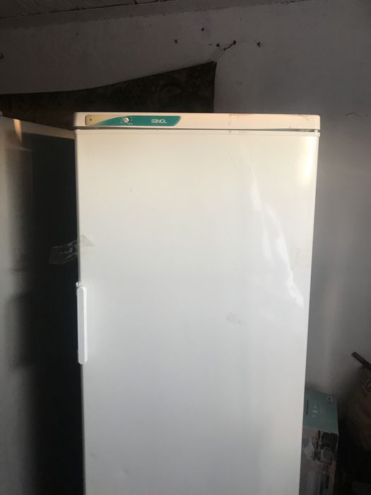 Продам морозильник