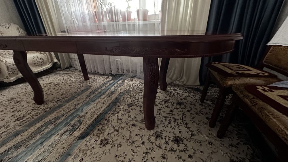 Стол гостевой