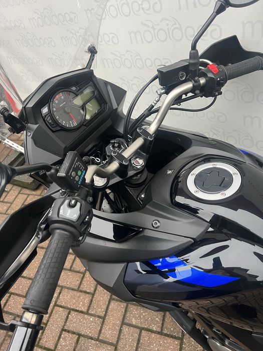 Motoideea vinde SUZUKI  VSTROM 650 XT ABS  2022 Rate Garanție