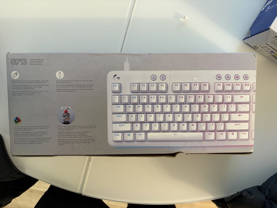 Tastatura mecanica gaming logitech g713 rgb alb