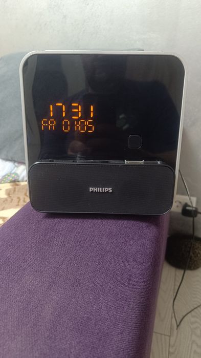 Ceas Philips cu dock Ipod
