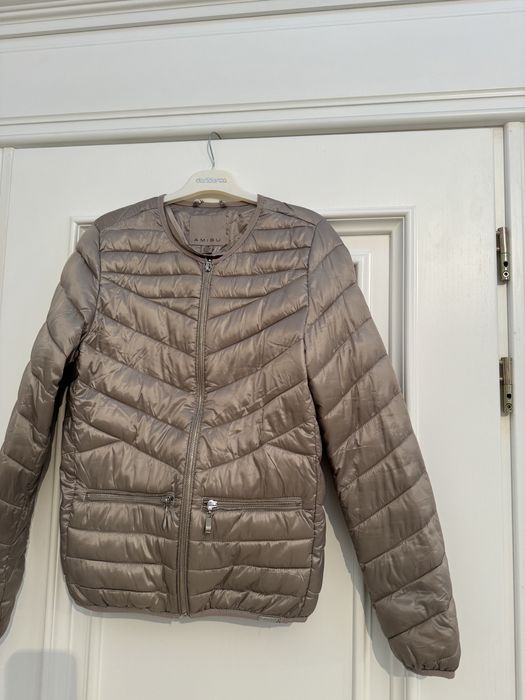 Легкая куртка