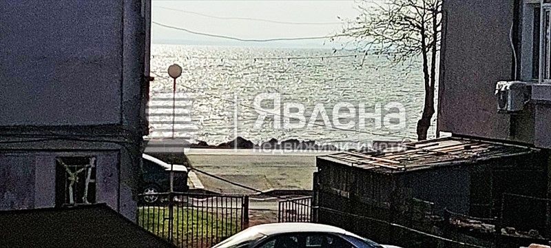 Продава се Двустаен апартамент в Поморие - 50 кв.м за 1100 €/кв.м - Снимка #2
