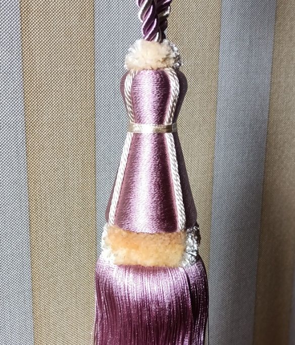 Продам подвязки, подхваты для штор