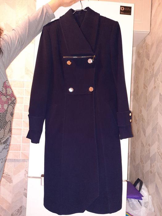 Продается женское пальто