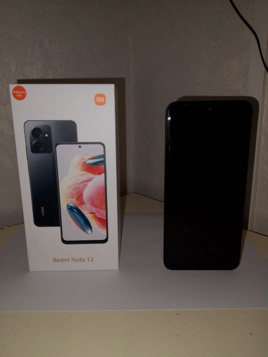 Телефон REDMI Note 12