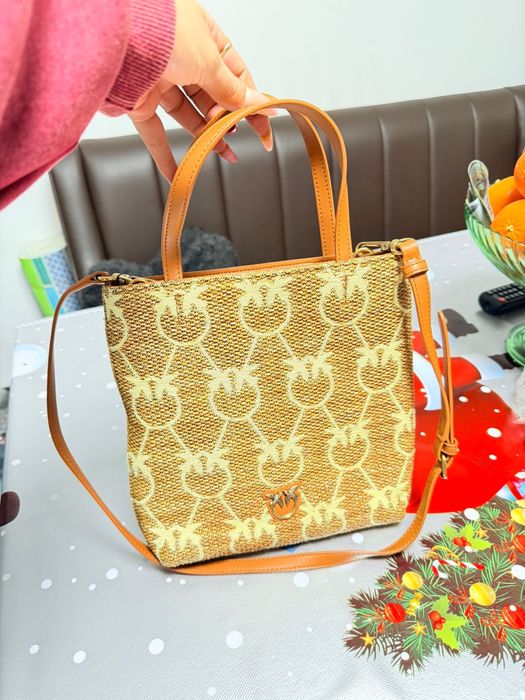 Geanti originale Marc Jacobs,Pinko si Armani Exchange